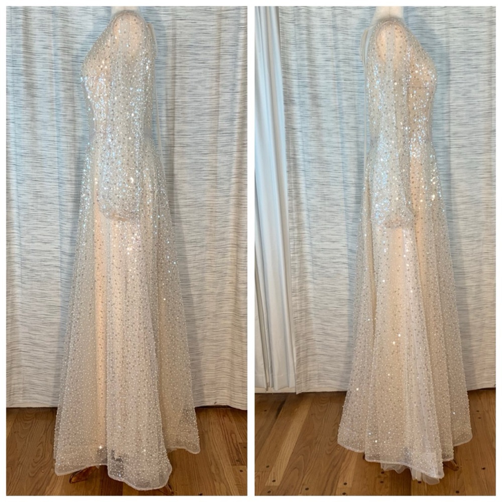 Bliss Cream Long Sleeve Plunge Gown - Picture 10 of 16